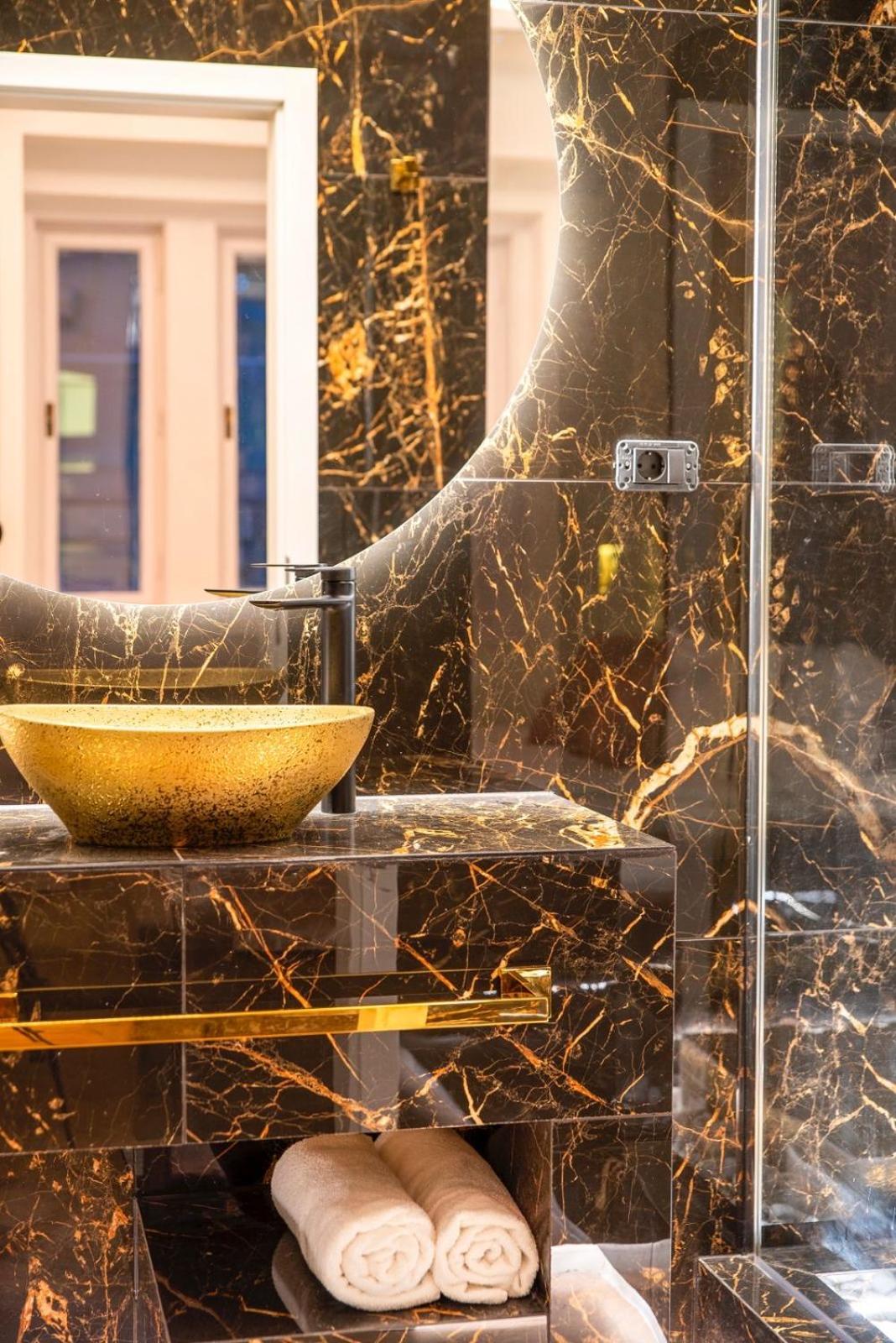 Top Luxury Suites Budapeşte Dış mekan fotoğraf